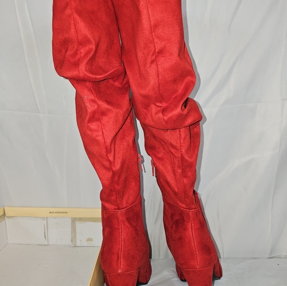 Yoki BOOTS RED Sz 8 - Picture 4 of 7